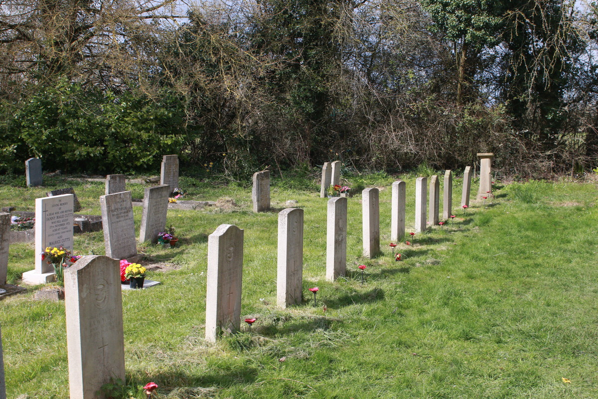 stradishall war graves